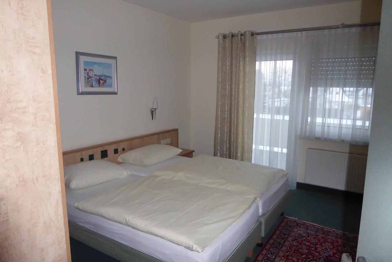 Hotel Ring Park Buchen  Exterior foto