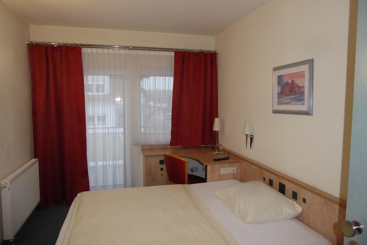Hotel Ring Park Buchen  Exterior foto